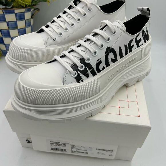 Men’s Alexander, McQueen tread slick graffiti sneakers, size 45 made in Italy - Picture 9 of 10